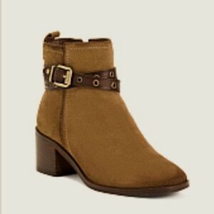 CARMELA brown Ankle Boots with Gold Tone Buckles SIZE 8 SUEDE brand new